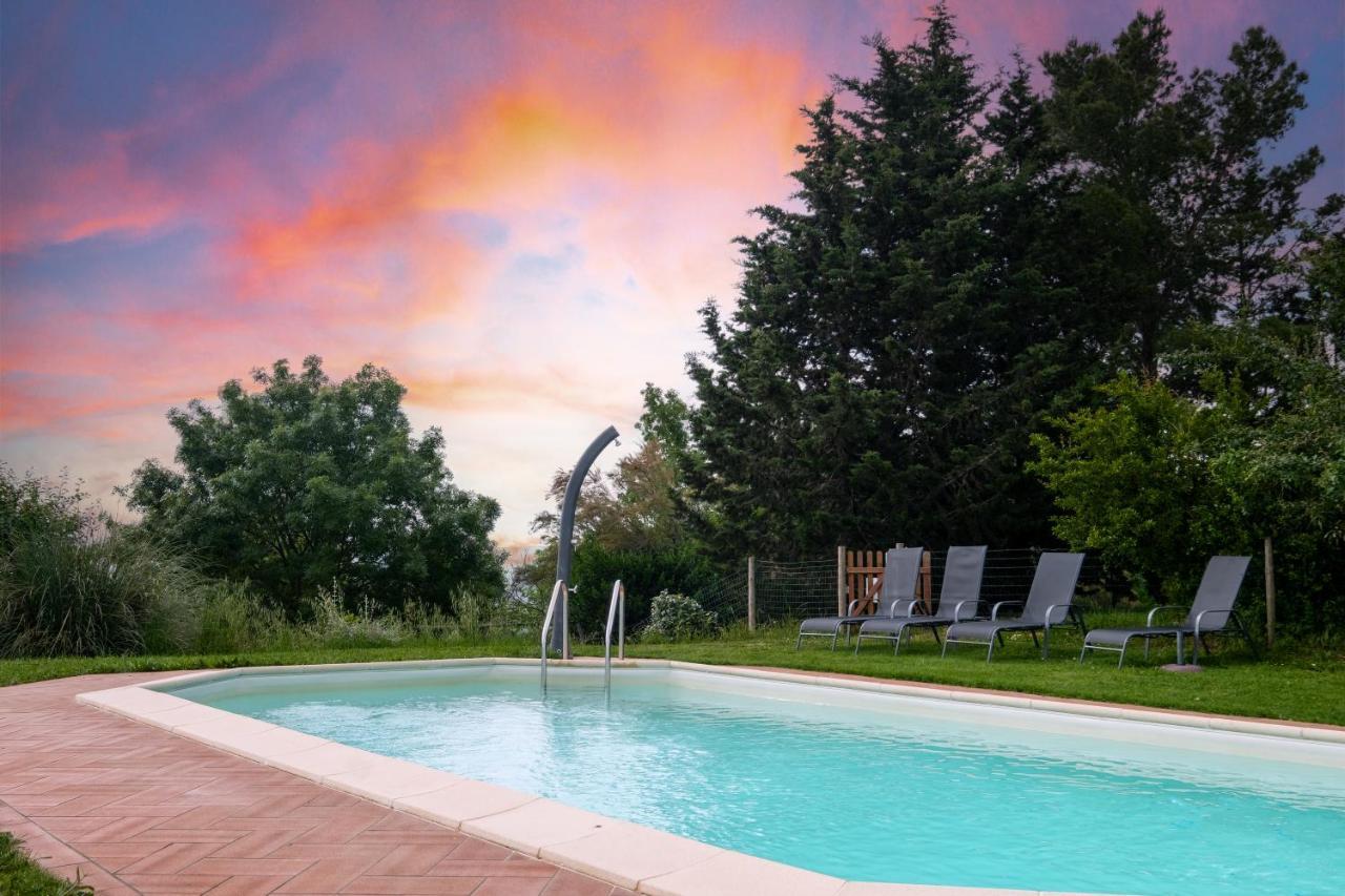 Appartamento Lilla Radicofani Bagian luar foto